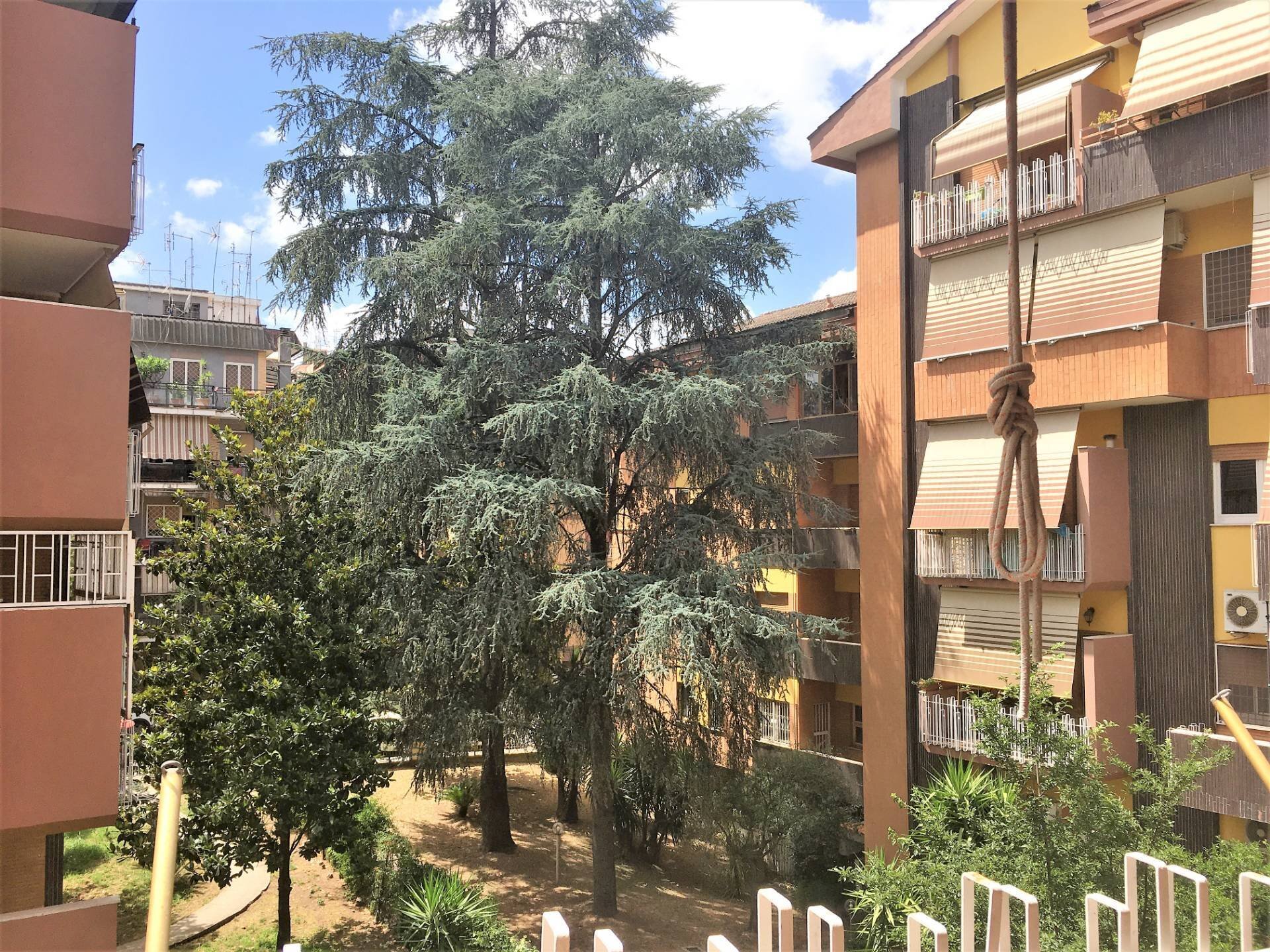 Foto 1 - Bilocale VIA ARTURO GRAF
 
55A, Roma - foto 1