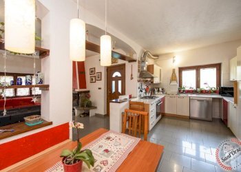 Villa a Schiera FRAZIONE NEYRAN, Brissogne - foto 13