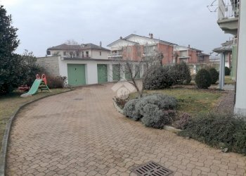 Quadrilocale Via Torino, Vigone - foto 12