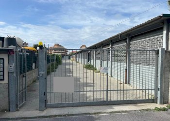 Box Via M. E. Basso, Ventimiglia - foto 1