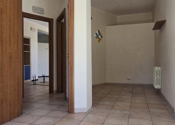 Quadrilocale Via Francesco Verrotti, 4, Penne - foto 13