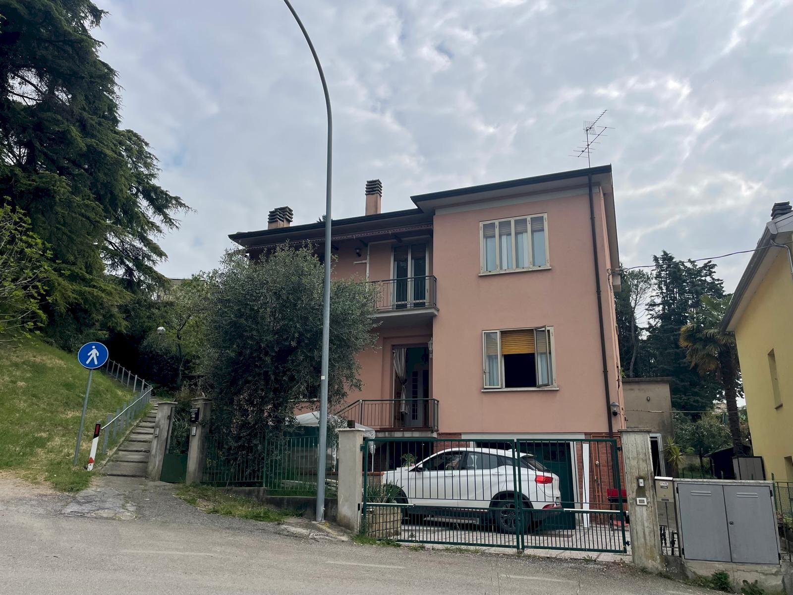 Facciata - Villa Bifamiliare Via Canale, 1, Riolo Terme - foto 1