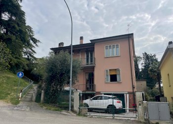 Facciata - Villa Bifamiliare Via Canale, 1, Riolo Terme - foto 1