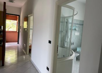 Disimpegno - Villa Bifamiliare Via Canale, 1, Riolo Terme - foto 9