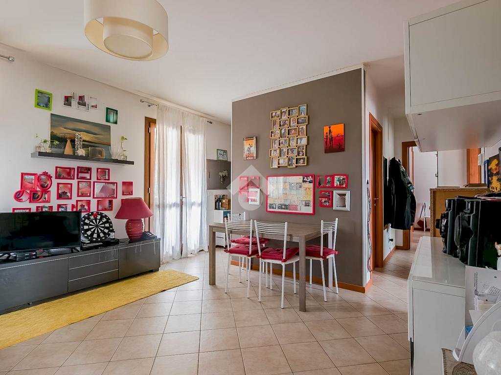 Quadrilocale Via sandro pertini, Monte San Pietro - foto 1