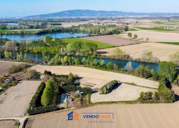 Commercial Premises Carignano - photo 1