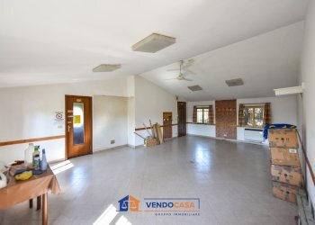 Commercial Premises Carignano - photo 10