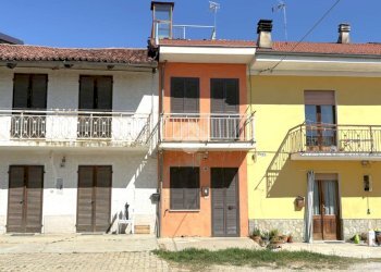 Casa semi indipendente Frazione San lorenzo, Santo Stefano Roero - foto 1