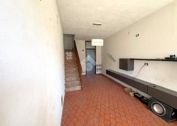 Casa semi indipendente Frazione San lorenzo, Santo Stefano Roero - foto 3