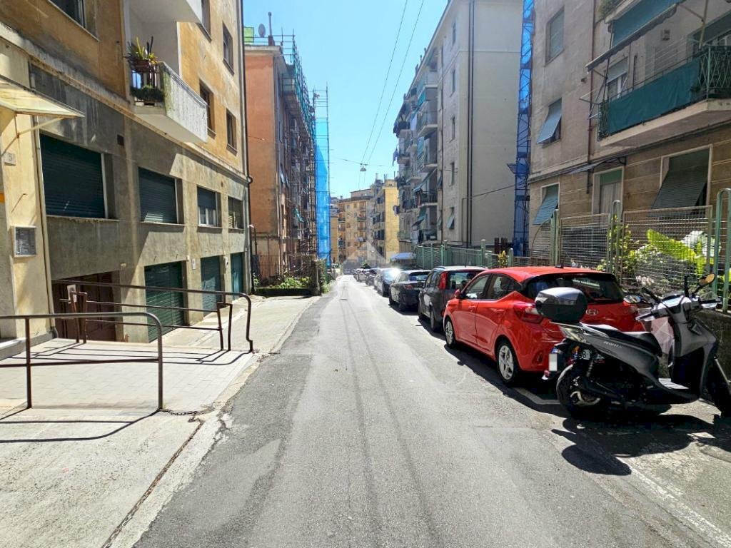 Quadrilocale Viale alla Pineta, Genova (zona Pegli) - foto 1