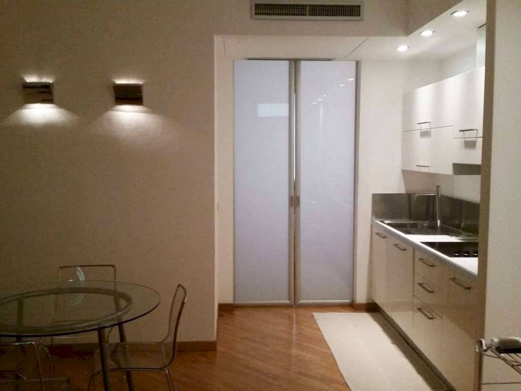 Two-room apartment Milano (neighborhood Brera) - photo 1
