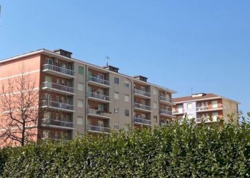 Trilocale Banchette - foto 1