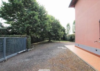 Portion of a house Sala Bolognese - photo 2