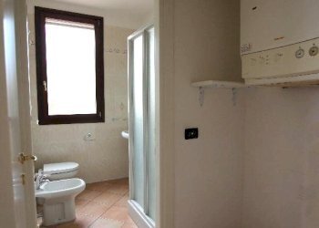 Portion of a house Sala Bolognese - photo 14