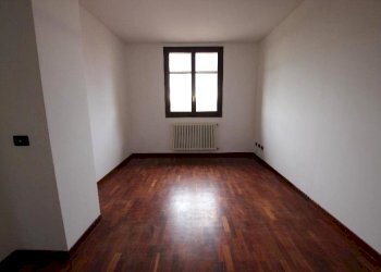 Portion of a house Sala Bolognese - photo 24