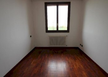 Portion of a house Sala Bolognese - photo 28