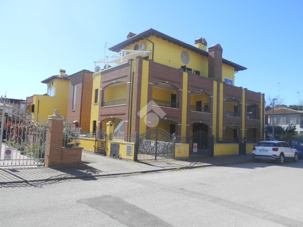 Attic Via nizza, Comacchio - photo 1