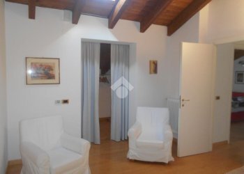 Attic Via nizza, Comacchio - photo 28