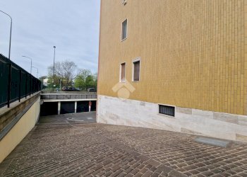 Box Via della rondine, Milano (zona Inganni) - foto 4