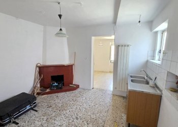 Foto 2 - Casa semi indipendente Vico Melfitana, Montemarano - foto 2