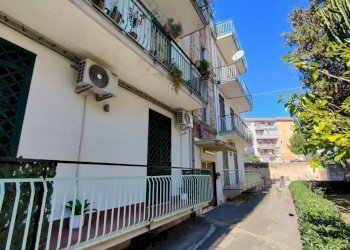 Foto 4 - Trilocale VIA SALVATORE GRASSO
 
28, Catania - foto 4