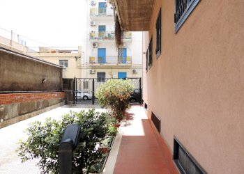 Foto 40 - Appartamento Via Randazzo
 
36, Catania - foto 40