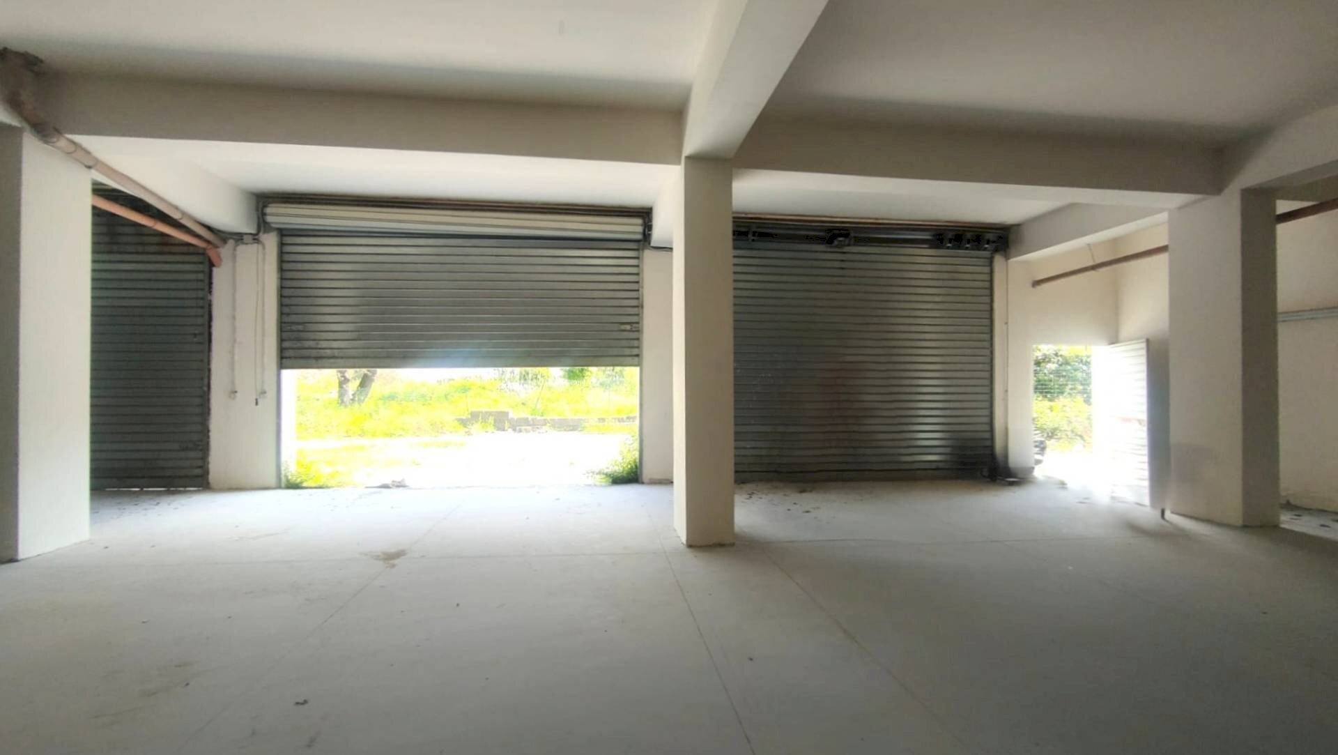 Foto 2 - Locale Commerciale via Cantagallo
 
29/a, Acireale - foto 2