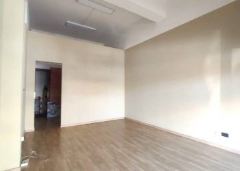 Foto 13 - Locale Commerciale via Bellini
 
37, Sant'Agata Li Battiati - foto 13