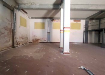 Foto 8 - Locale Commerciale via Bellini
 
37, Sant'Agata Li Battiati - foto 8