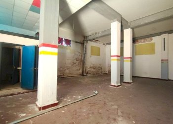 Foto 12 - Locale Commerciale via Bellini
 
37, Sant'Agata Li Battiati - foto 12