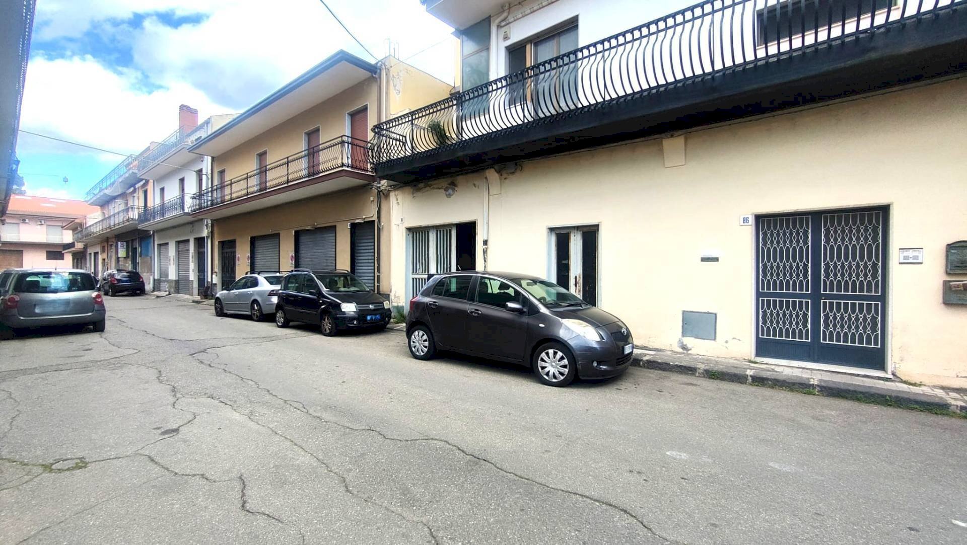 Foto 1 - Commercial Premises via Igea
 
88, Acireale - photo 1