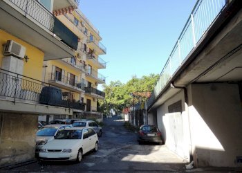 Foto 18 - Box Via Zangrì
 
2, Gravina di Catania - foto 18