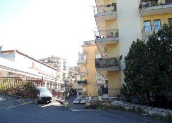 Foto 20 - Box Via Zangrì
 
2, Gravina di Catania - foto 20