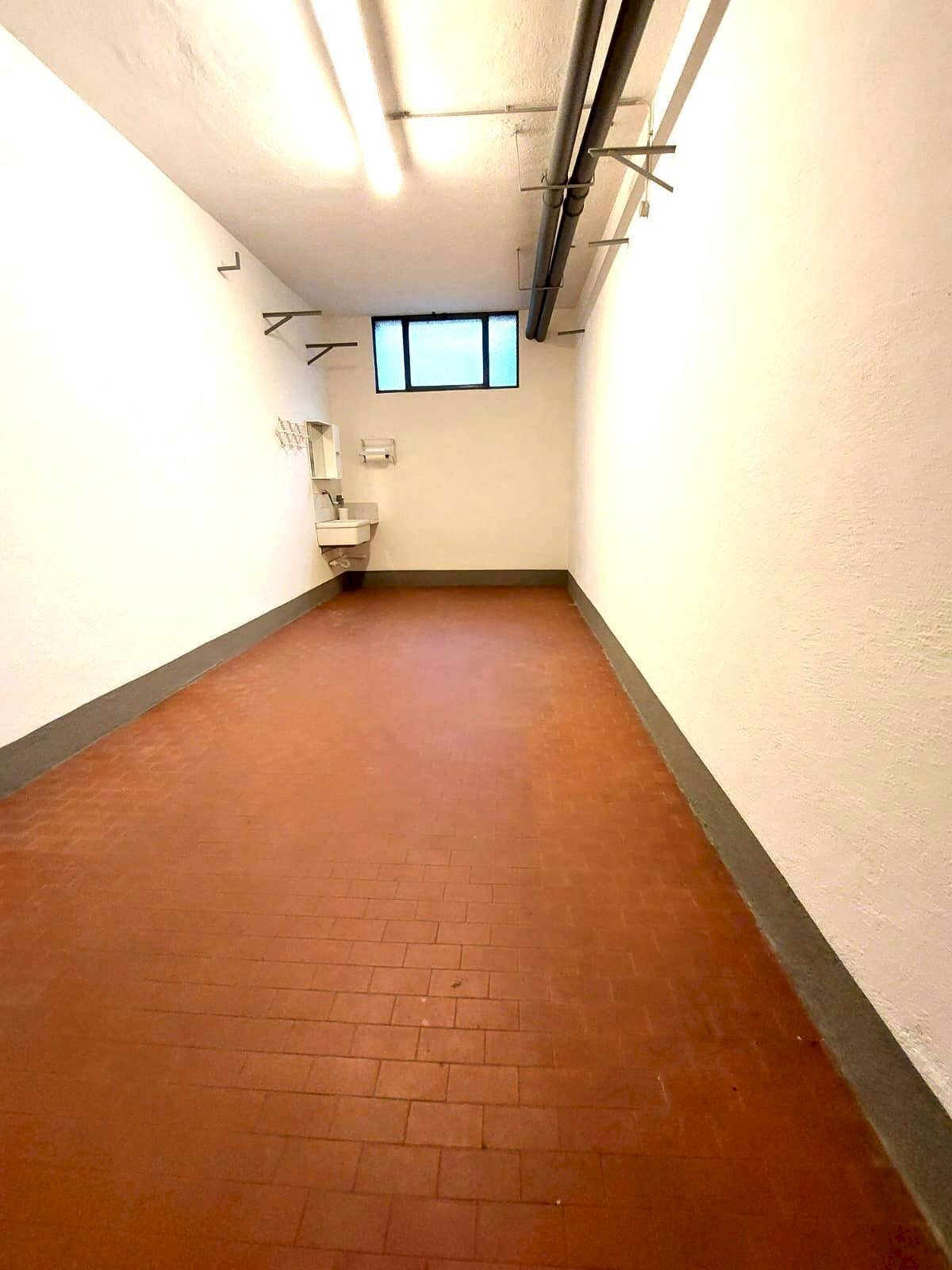 Foto 2 - Box Via Allende
 
14, Scandicci - photo 2