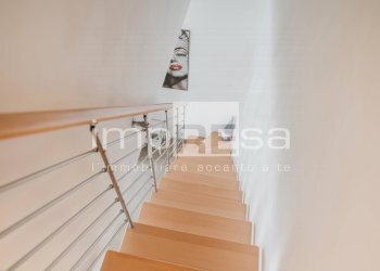 scala accesso zona notte - Appartamento via molino, Marcon - foto 8