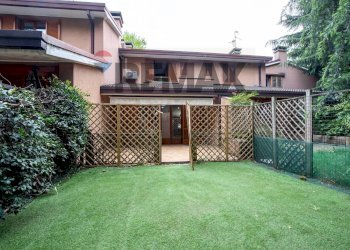 Giardino - Villa a Schiera via grandi
 
2, Gallarate - foto 13