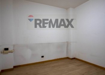 Stanza vuota - Villa a Schiera via grandi
 
2, Gallarate - foto 29