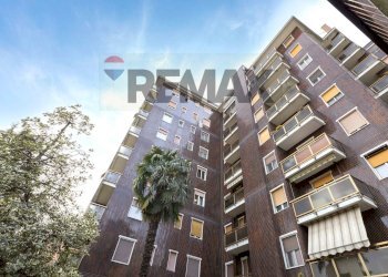 Edificio all\'aperto - Monolocale via san giovanni bosco
 
2, Bresso - foto 3