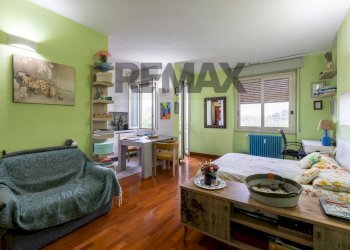 Camera / camera da letto - Monolocale via san giovanni bosco
 
2, Bresso - foto 6