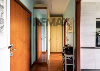 Hall / corridoio - Monolocale via san giovanni bosco
 
2, Bresso - foto 16