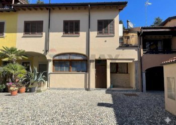 Casa all\'aperto - Casa semi indipendente VIA BUZZI LEONE
 
26, Viggiù - foto 2