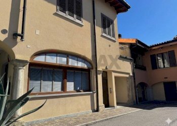 Edificio all\'aperto - Casa semi indipendente VIA BUZZI LEONE
 
26, Viggiù - foto 43