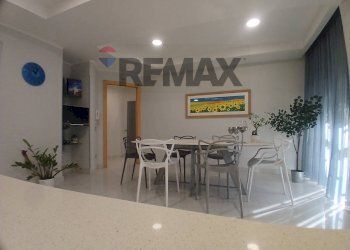 Sala da pranzo - Quadrilocale Via Emilio Scaglione
 
20, Napoli - foto 18