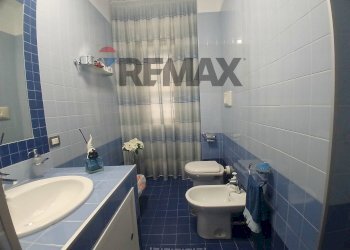 Bagno - Quadrilocale Via Emilio Scaglione
 
20, Napoli - foto 47