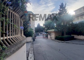 Edificio all\'aperto - Quadrilocale Via Emilio Scaglione
 
20, Napoli - foto 66