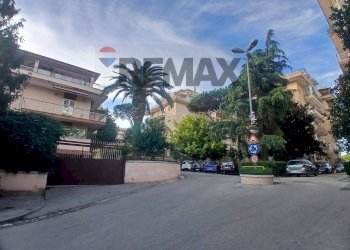 Edificio all\'aperto - Quadrilocale Via Emilio Scaglione
 
20, Napoli - foto 67