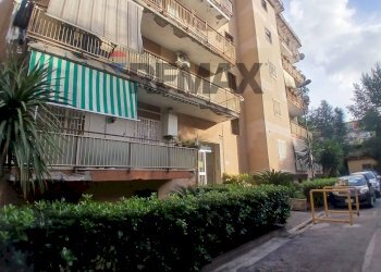 Edificio all\'aperto - Quadrilocale Via Emilio Scaglione
 
20, Napoli - foto 88