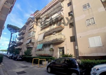 Edificio all\'aperto - Quadrilocale Via Emilio Scaglione
 
20, Napoli - foto 89