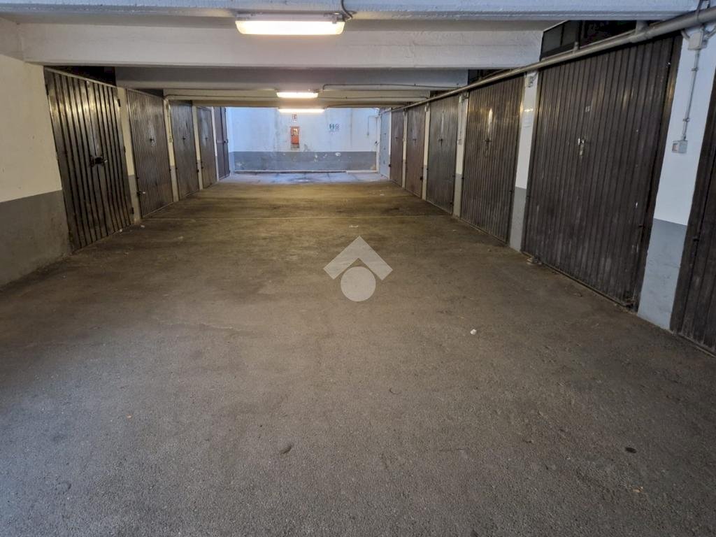 Box Corso Tazzoli, Torino (zona Centro Europa) - foto 3