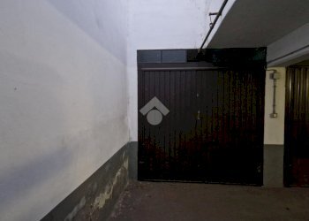 Box Corso Tazzoli, Torino (zona Centro Europa) - foto 2